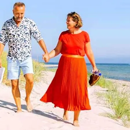 3 Person In Neksø